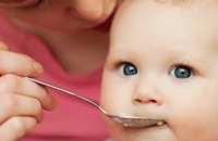 Mali savjeti za bebine prve male obroke